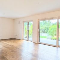 Wohnzimmer Blick zur Terrasse