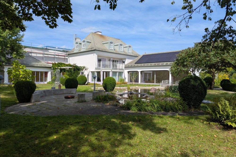 Garten und Außenansicht