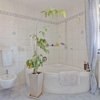 Badezimmer im Obergeschoss