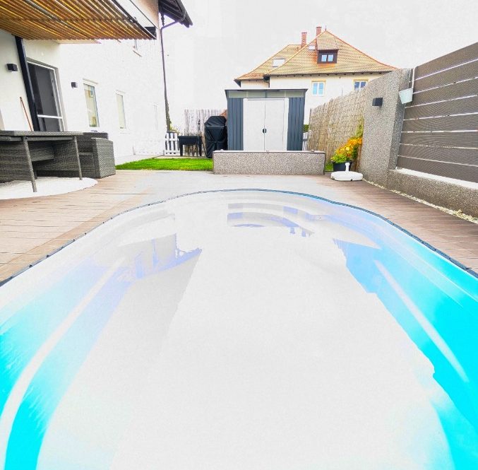 Pool im Außenbereich