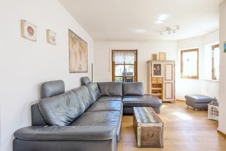 großes Wohnzimmer