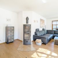 Wohnzimmer mit Ofen
