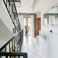 Flur oben Haus Rechtmehring