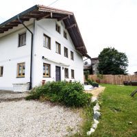 Haus Außenansicht Rechtmehring