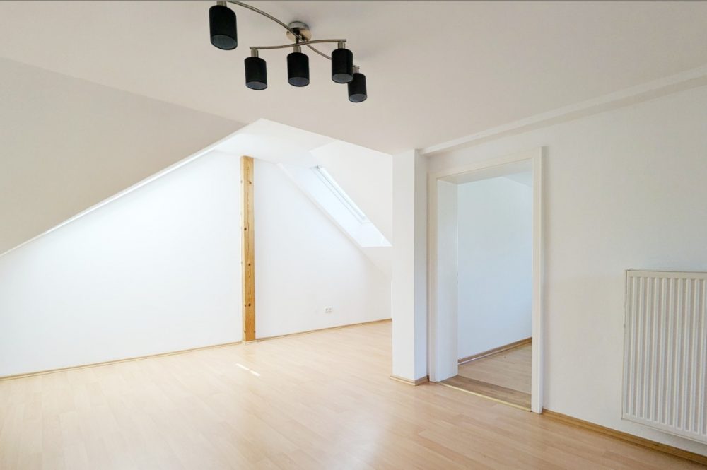 Dachgeschoss Wohnung Edling