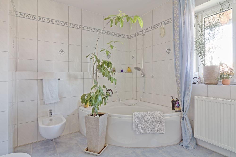 Badezimmer im Obergeschoss